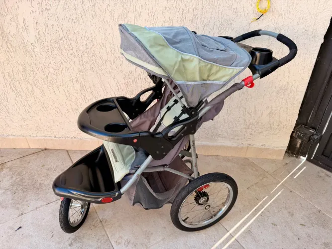 Carrinho de bebê 3 rodas Baby Trend Expedition Jogger