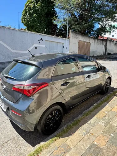 Hyundai HB20 Unique 1.0 Flex 12V Mec. 2019