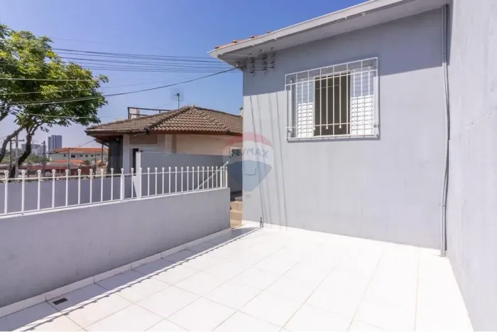 Casa com 3 residências na Vila São Vicente - Freguesia do Ó!