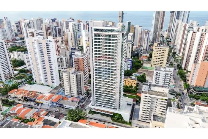 Apartamento Completo no Beach Class Meireles com Móveis Planejados e Eletros Premium