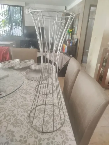 Decoração prateada para formatura, casamento, festas