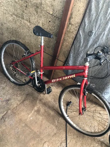 Bicicleta antiga aro 26 perfeitas condições 