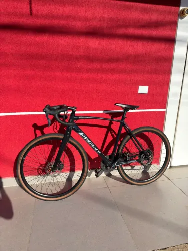 Bicicleta gravel sense versa comp 2025