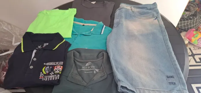 5 camisetas masculinas tamanho G e 1 short jeans marca GANGSTER tamanho 46