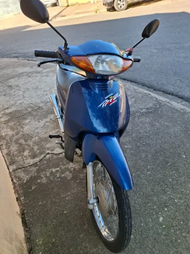 Vende se biz 100 bem conservada 