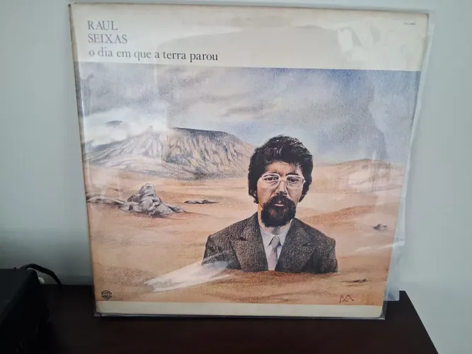 Lp disco de vinil Raul seixas o dia que a terra parou
