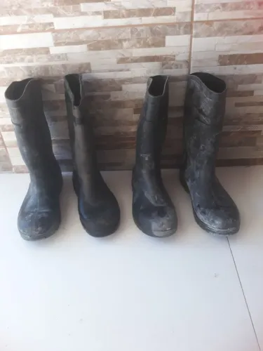 Vendo bota galocha
