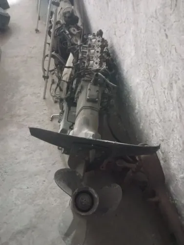 Vende-se Motor Everud 75 HP.