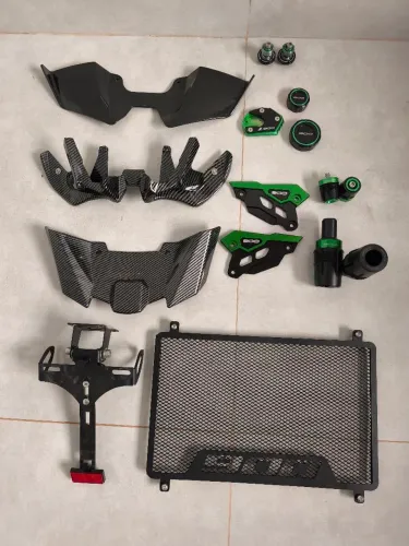 Acessórios para Kawasaki Z900 2026