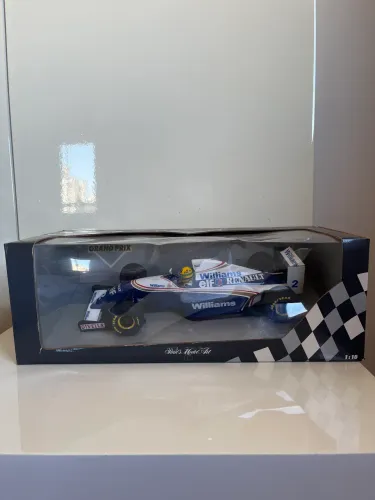 Miniatura Ayrton Senna F1 Williams Renault FW15 1:18 Grand Prix Original 