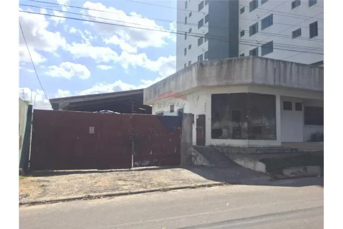 Galpão à venda, 950 m² por R$ 2.000.000,00 - Centro - Teixeira de Freitas/BA