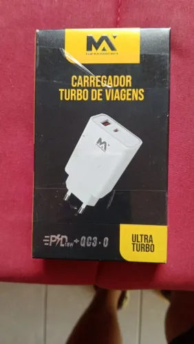 Carregador turbo 12 volts e 5 amperes