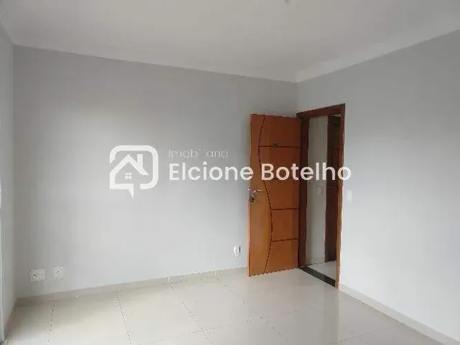 Apartamento residencial com 3 quartos e 1 suíte para aluguel no Santa Monica, Uberlândia