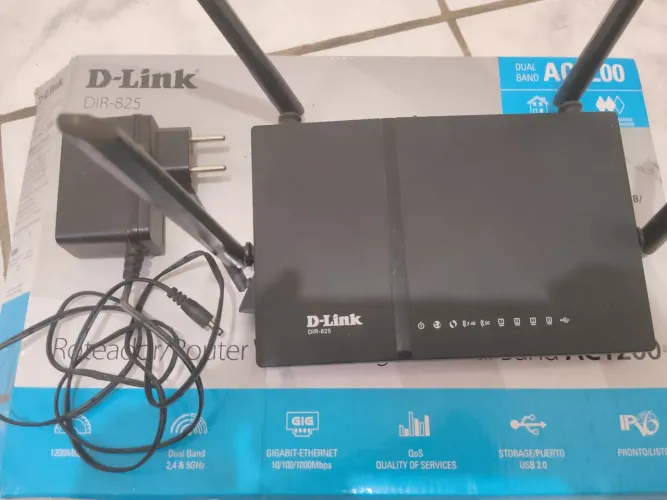 ? Roteador Wi-Fi D-Link DIR-825 AC1200 Gigabit Dual Band - Sinal Forte e Conexão Rápida!