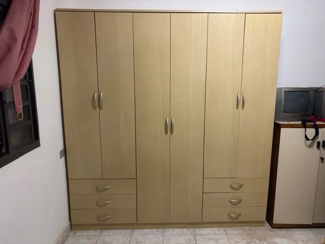 Guarda-Roupa Grande 6 Portas e 6 Gavetas