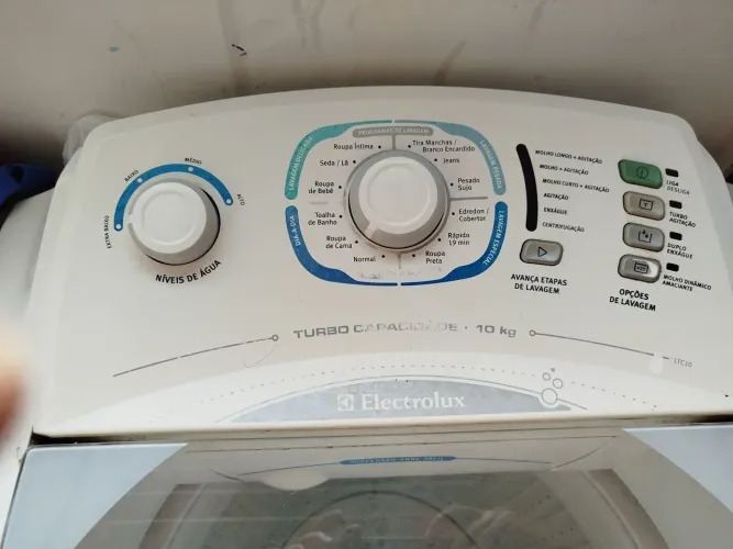 Vendo máquina de lavar Eletrolux 10 kg
