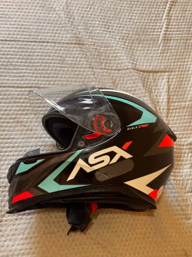 Capacete ASX