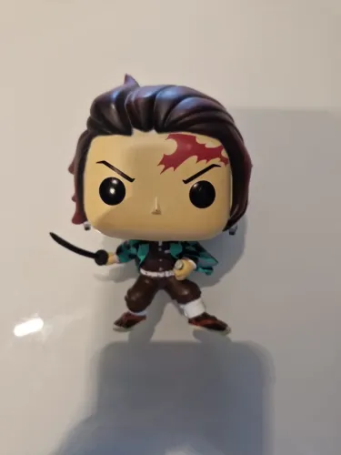 Funko Pop Tanjiro Kamado Demon Slayer Kimetsu no Yaiba sem caixa