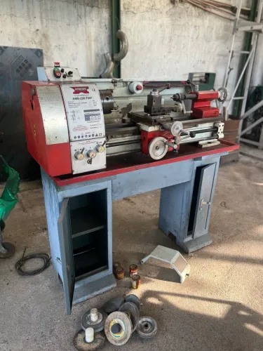 Torno mecânico 280 x700