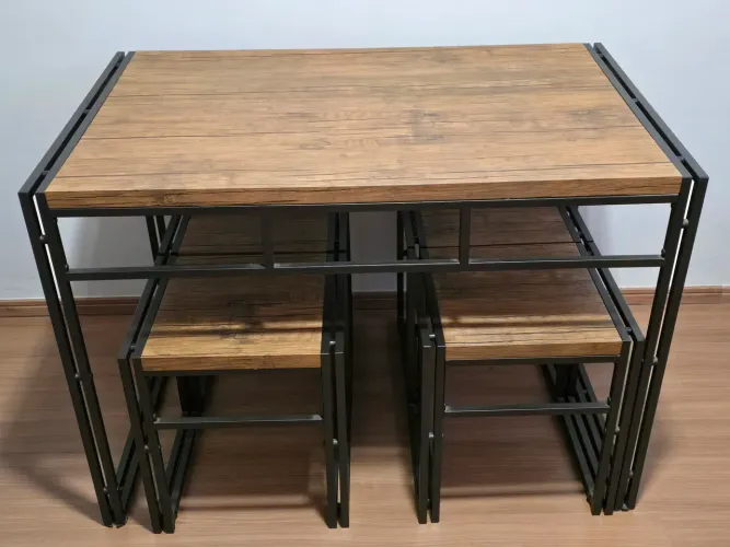 Conjunto Mesa Wooden com 4 Bancos Preto e Amêndoa