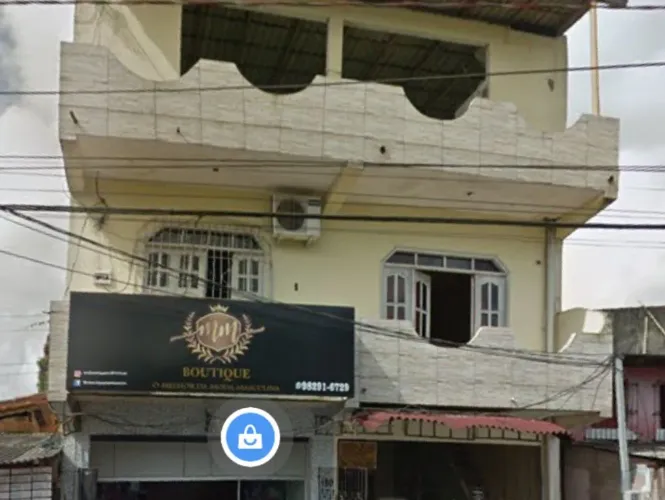 Casa de 3 andares no Bengui