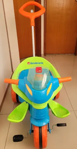 Vendo triciclo velobaby bandeirantes