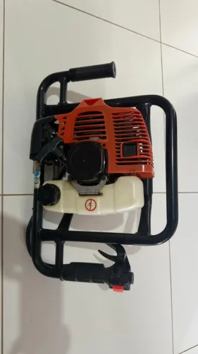 Perfurador de Solo Semi-Novo