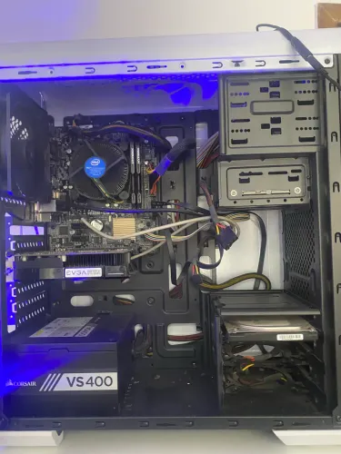     PC Gamer Rodando GTA RP, Valorant e fortinaite 