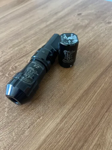 MÁQUINA DE TATUAGEM EZ PEN P3 PRÓ C/2 BATERIAS (PRA VENDER RAPIDO)