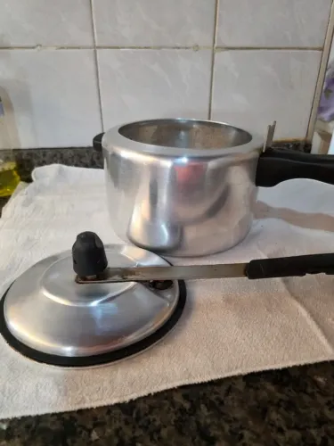 Panela de Pressão Alegrete 4,5L