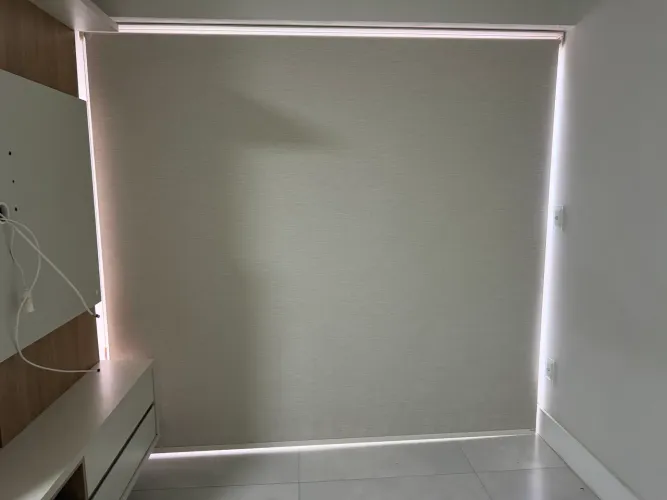 Cortina Rolô Blackout 100% - Bege