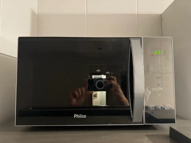 Microondas Philco 25 litros - pouco usado