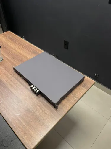 OLT GPON 8 PORTAS COM 8 GBIC C+ 2FLEX