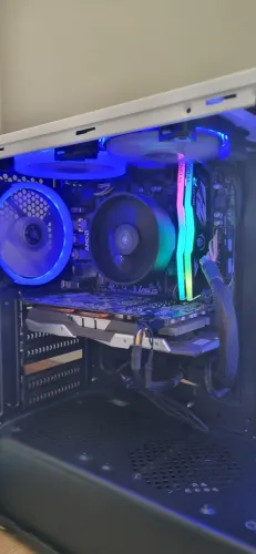 Peças PC - Gabinete, Placa mae, Processador AMD e Fonte 500w
