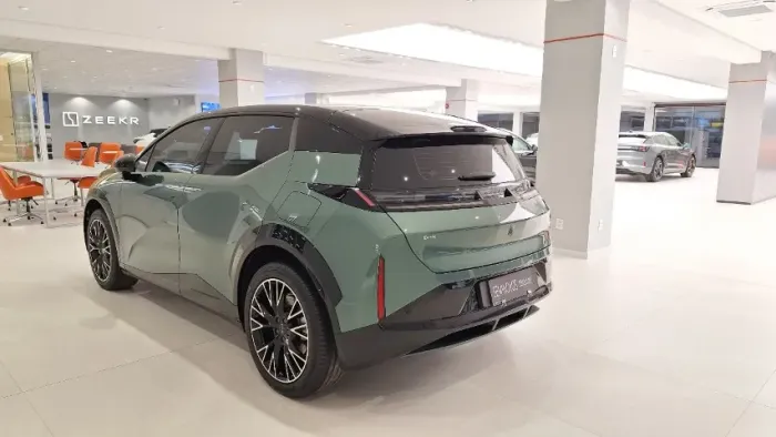 Zeekr X Flagship Flagship (elétrico) 2025