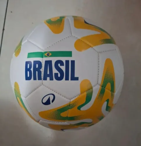 Bola de futebol de campo n 5 kiptsa ( campo gramado) nova!