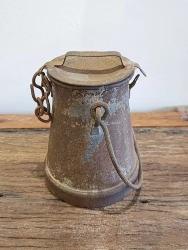 Jarra de leite antiga