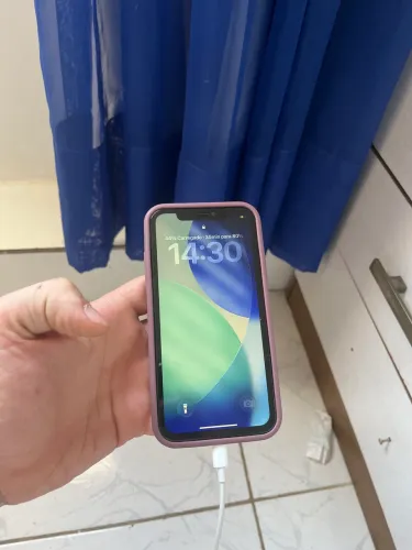 iPhone 11 64g