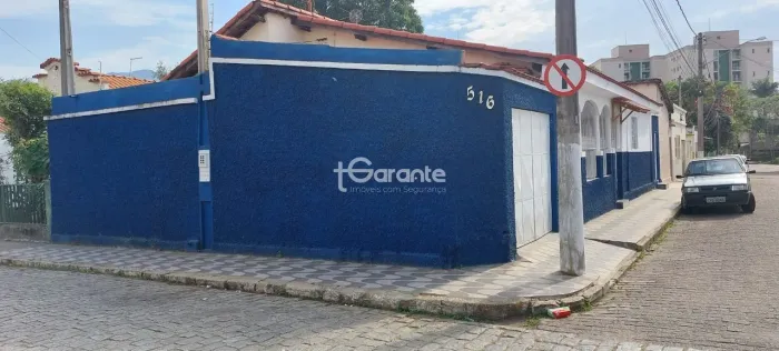 Casa à Venda 3 quartos - Vila Expedicionários | Cruzeiro-SP