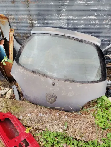 Capô Ford Ka 98
