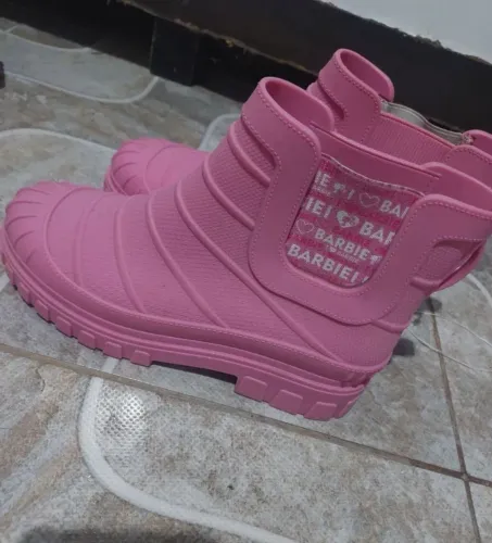 Bota da Barbie nova n 33/34