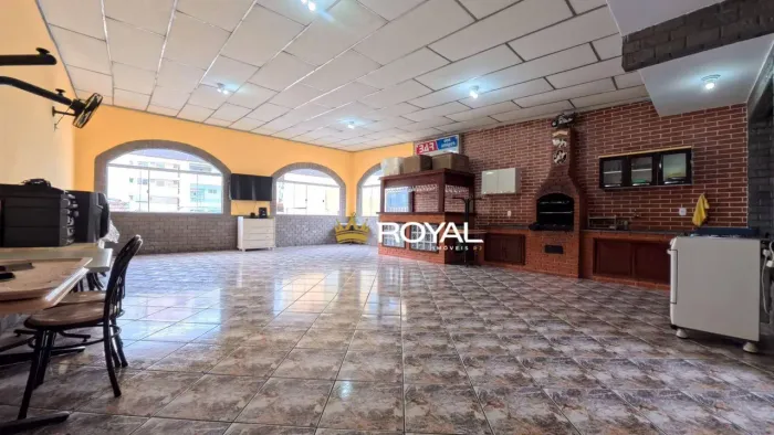 Casa com 2 quartos (sendo 1 suíte) e 2 vagas, à venda, 147 m² por R$ 570.000 - Pechincha -