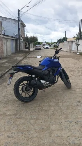  Yamaha FZ15 2022/2023 - Impecável! Baixa KM - Oportunidade