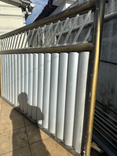Portão 100% Aluminio 2,70 largura por 1,65 altura