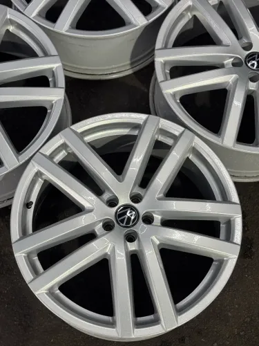 Jogo de rodas Vw aro 20 tala 7.5 furacão 5x100