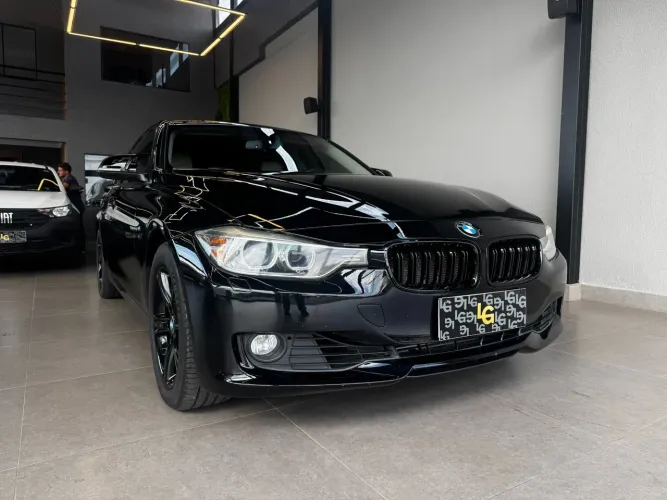 BMW 320I A 2.0 Turbo/activeflex 16V 184cv 4P 2014