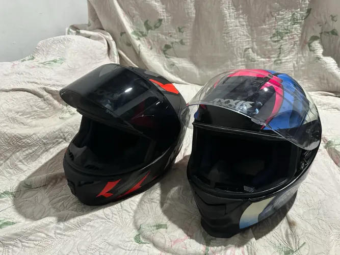 Kit de capacetes casal axxis