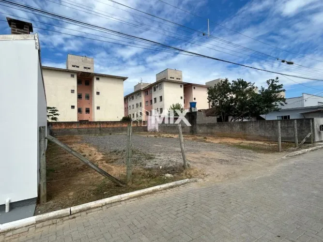 Terreno à venda em Palhoça/SC