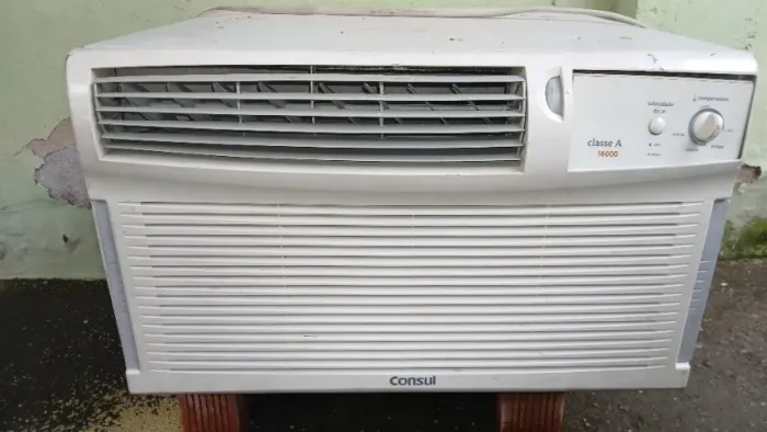Ar-condicionado 18.000 btus 220v