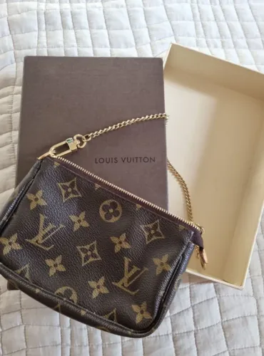 Mini pochette Louis Vuitton original